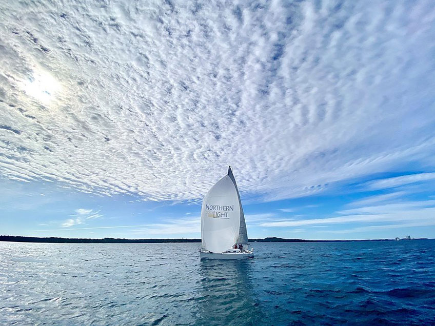 logo on sailboat