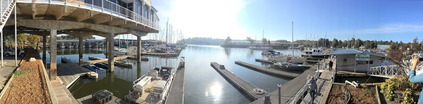 Panoramic view of Green Turtle Bay from a harbor