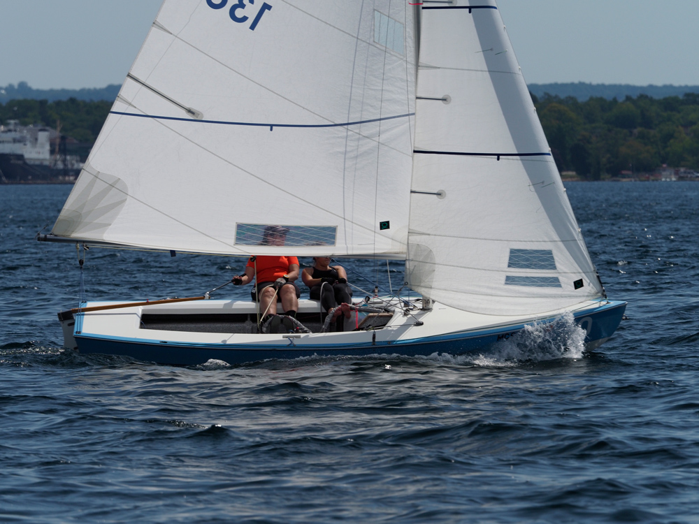 interlake sailboat specs