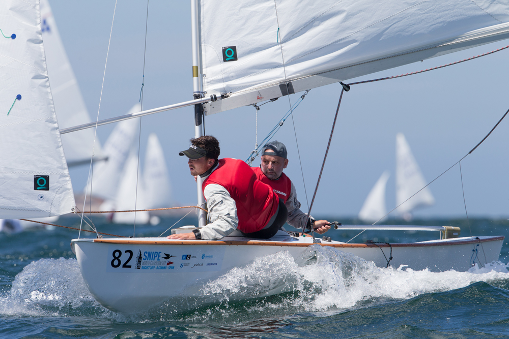 snipe sailboat builders