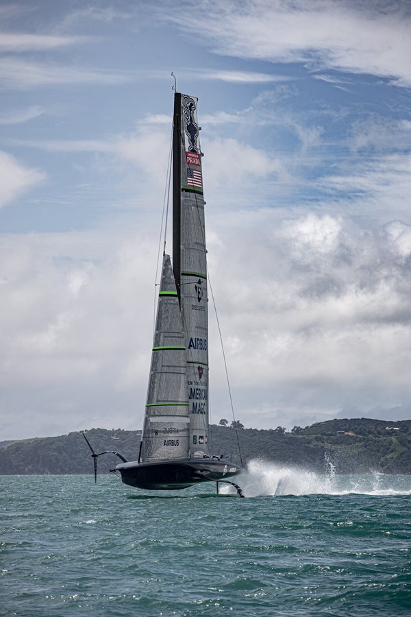 Quantum Sails Announces Partnership with Advanced Wing Systems