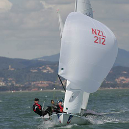 470 Spinnaker Q1